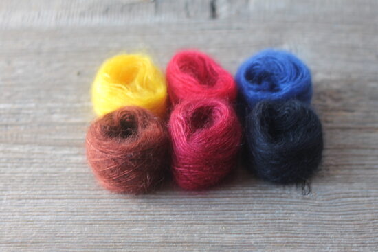 Zīdmohēra Mākonītis 